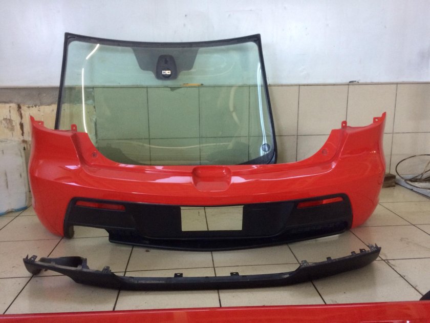 Задний бампер Мазда 3 БК