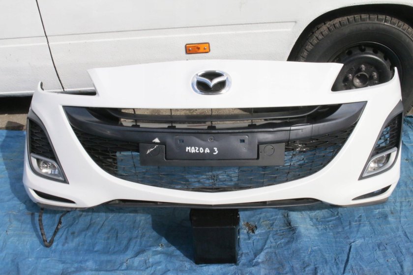 Бампер Mazda 3 BL
