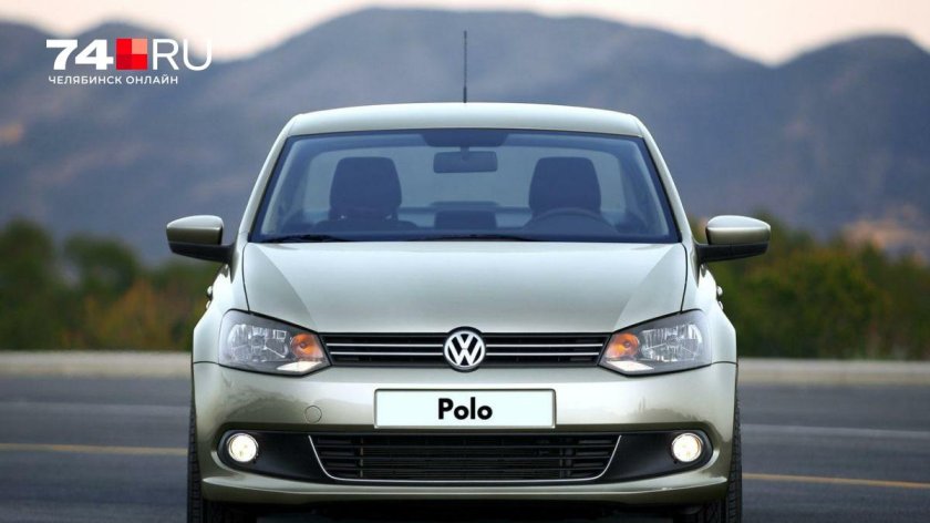 Volkswagen polo sedan (2010)