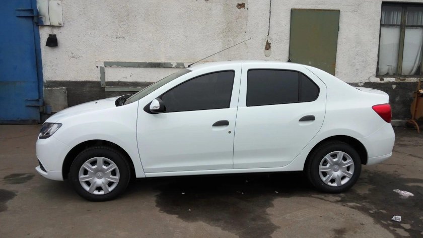 Рено Логан 2 белый