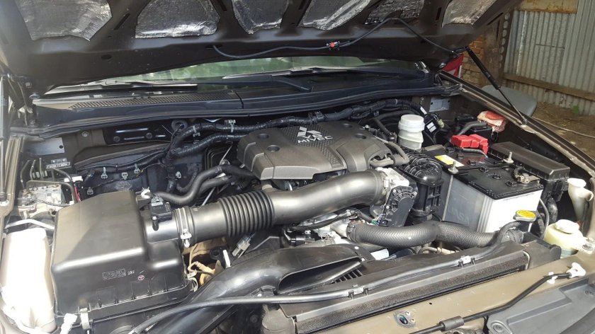 Mitsubishi Pajero Sport под капотом