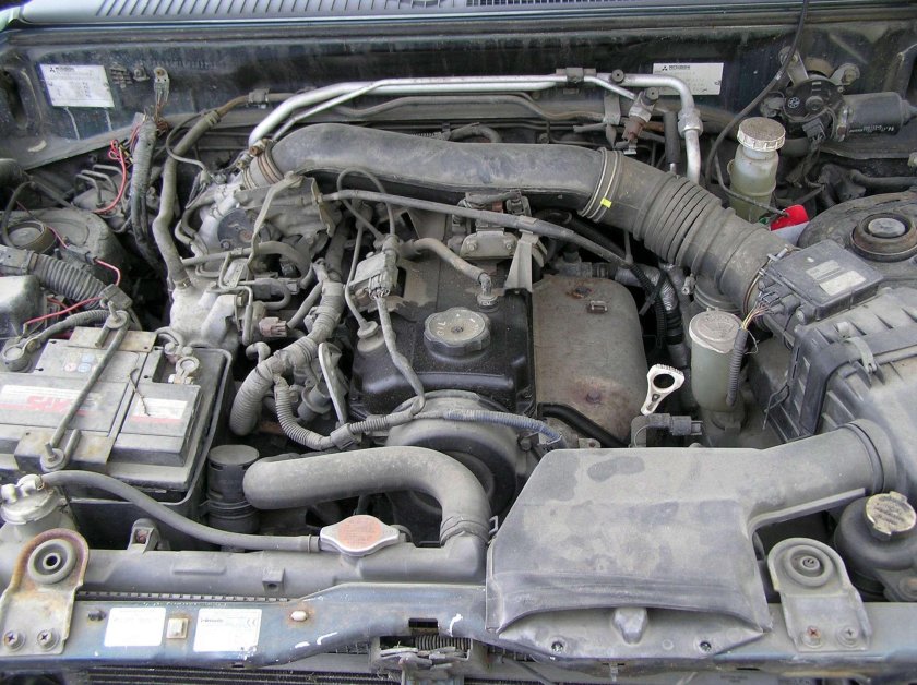 Mitsubishi Pajero Pinin двигатель 1.8