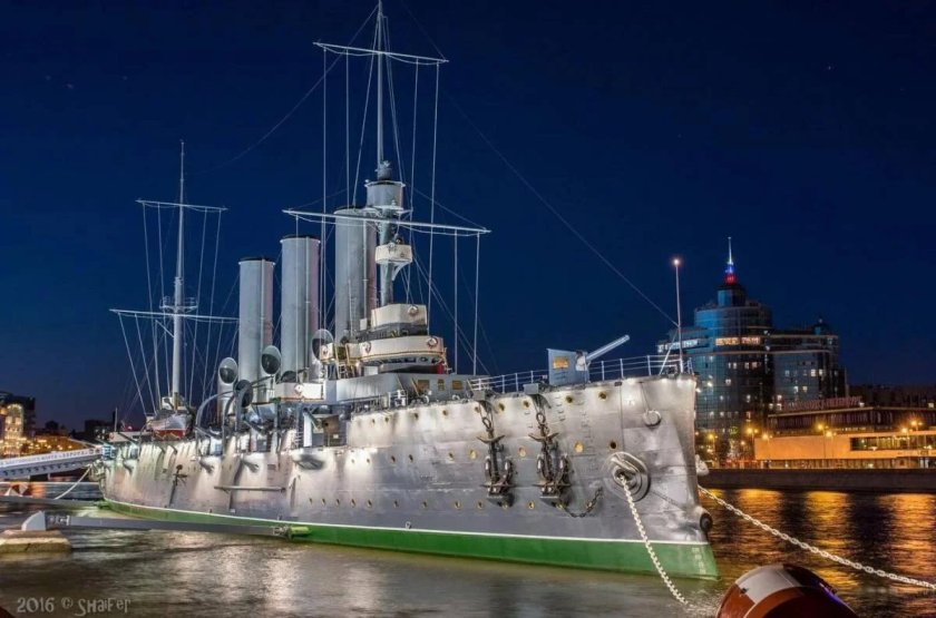 Крейсер Аврора в Санкт-Петербурге