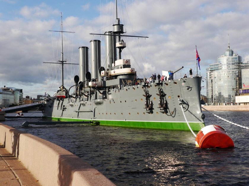 Крейсер Аврора в Санкт-Петербурге