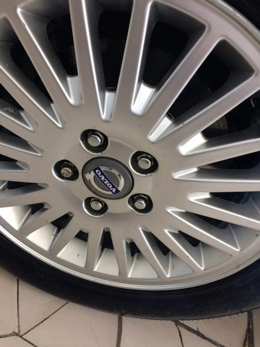 Диски на Вольво s40 r16