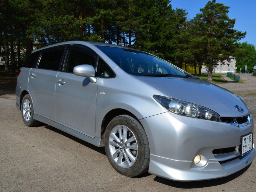 Toyota wish 2010