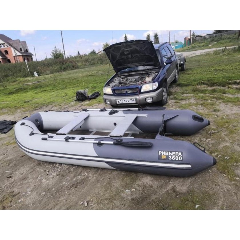Лодка Ривьера 360