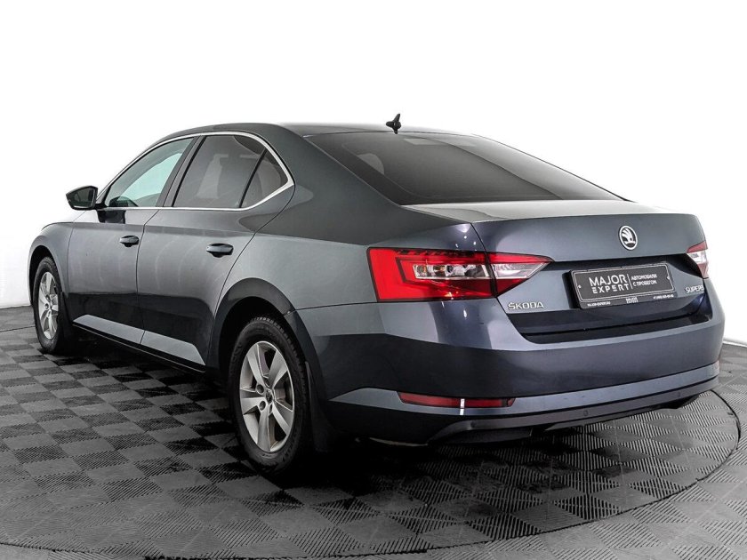 Skoda superb iii