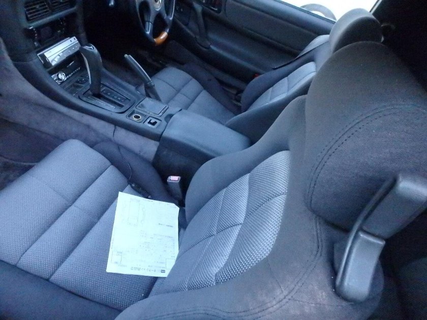 Nissan skyline r 32 gt