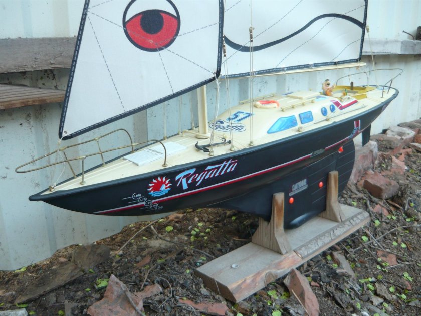 Парусно-моторная яхта Арлекин