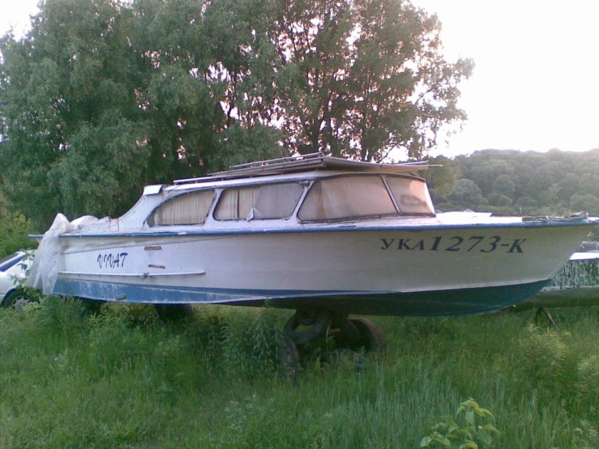 Катер Амур 2 Восток 2 с каютой