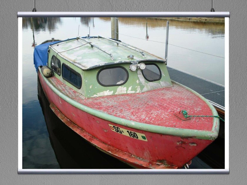 Старый катер