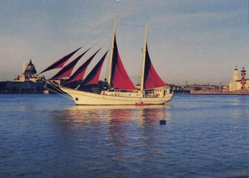 Шхуна Надежда Алые паруса
