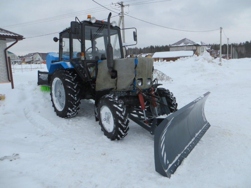 Отвал бульдозерный навесной обн-82 завода АЗАС