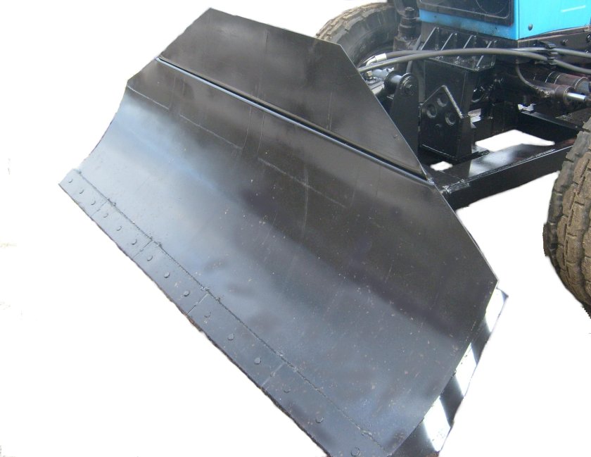 Отвал поворотный, бульдозерный трактор МТЗ-1221