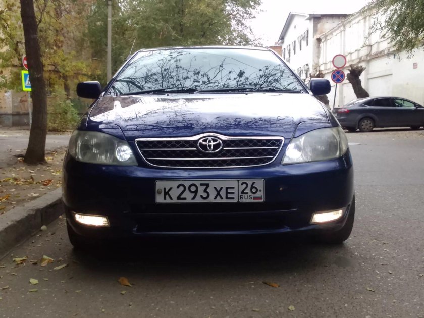 Тойота королла е 120