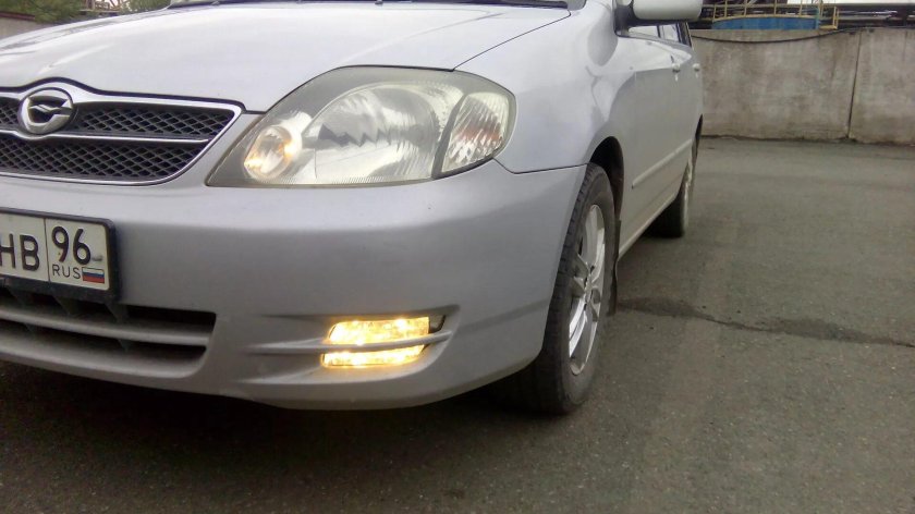 Тойота Королла 120 с противотуманками