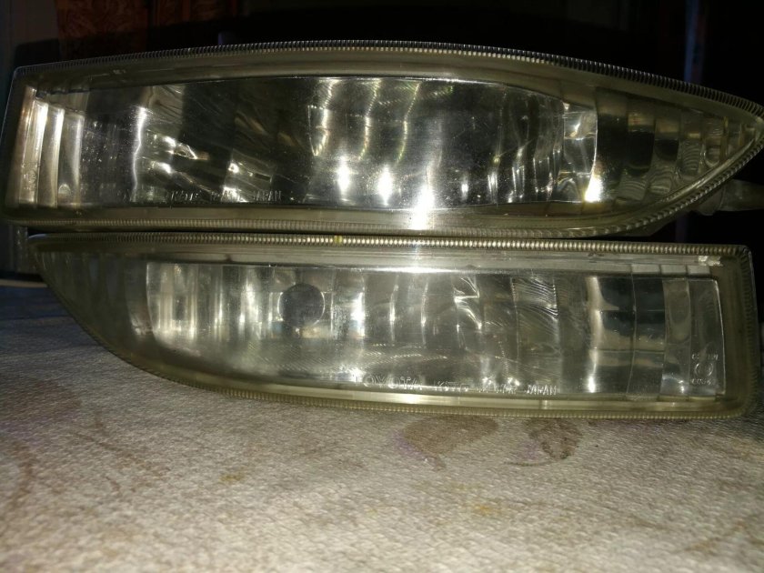 Противотуманки Королла 120