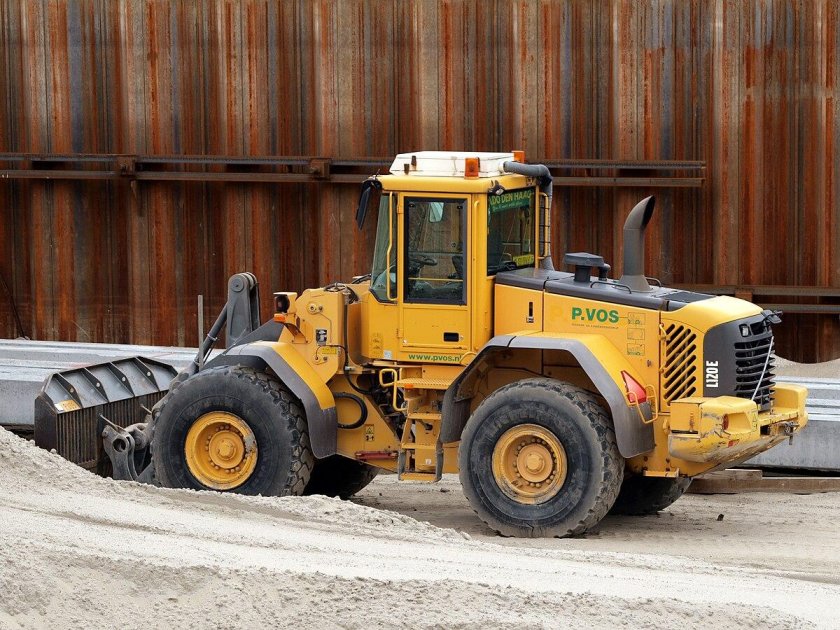 Volvo l120e