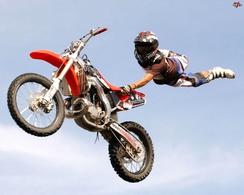 Мотофристайл трюки