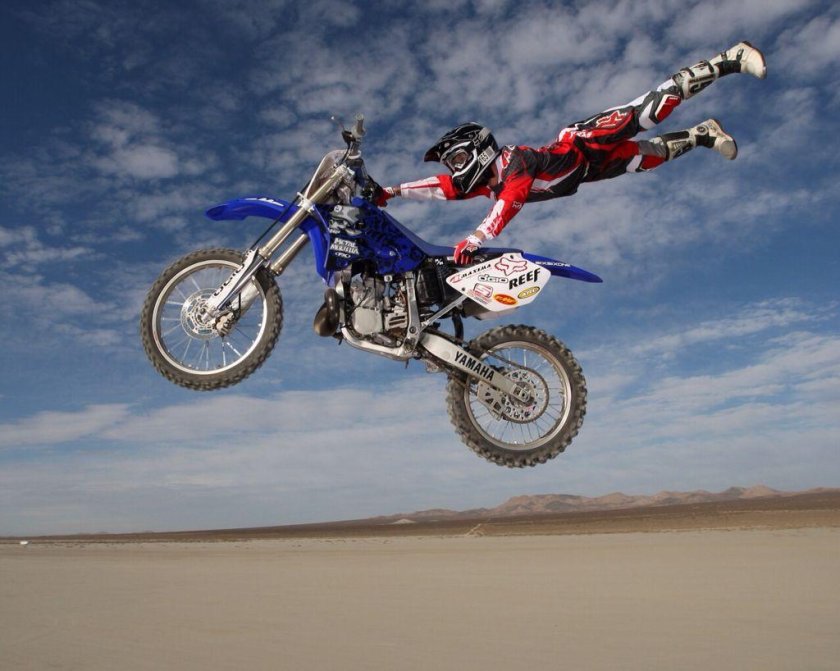 Мотокросс мотофристайл