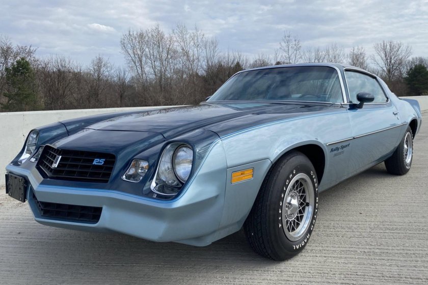 Chevrolet Camaro Rally