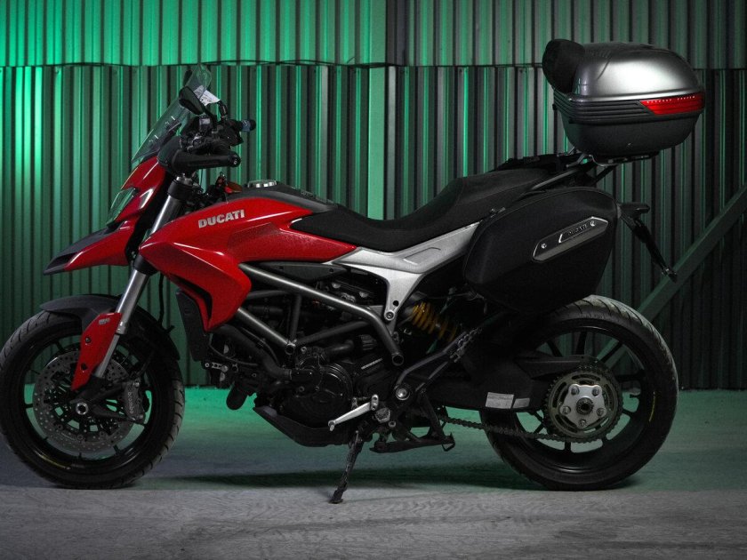 Ducati hyperstrada
