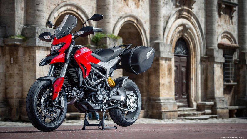 Дукати мотоцикл ГИПЕРСТРАДА