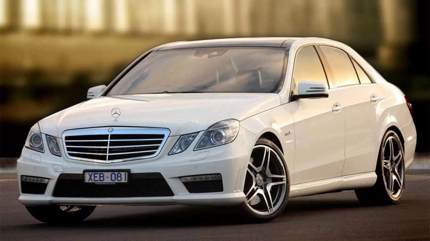 Mercedes benz w212 2011