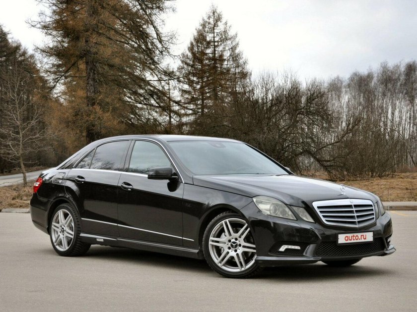 Мерседес 2009 год е класс 300
