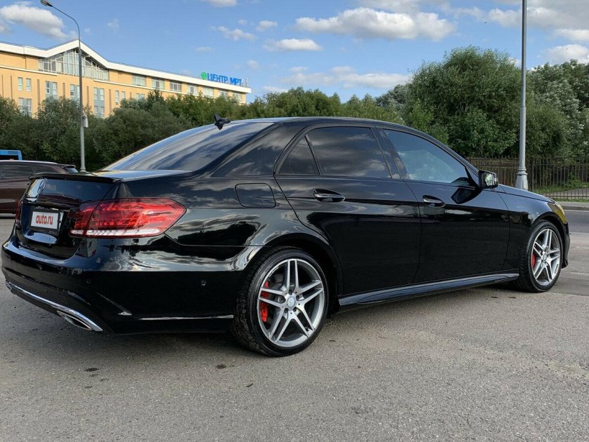 Мерседес w212r