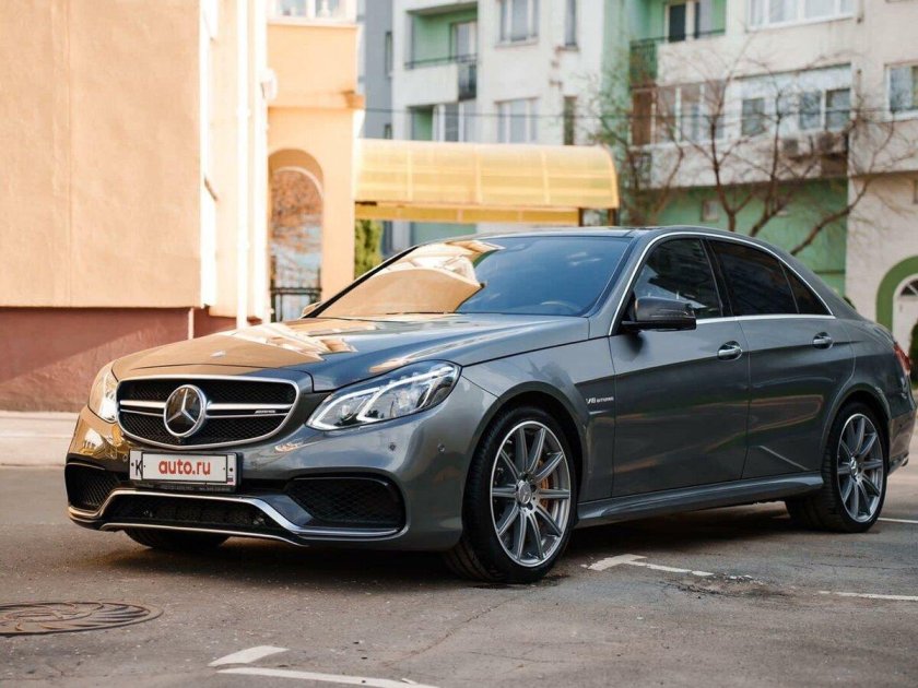 Мерседес е63 АМГ битурбо