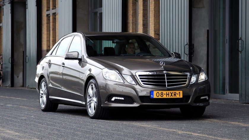 Mercedes benz e class 2009