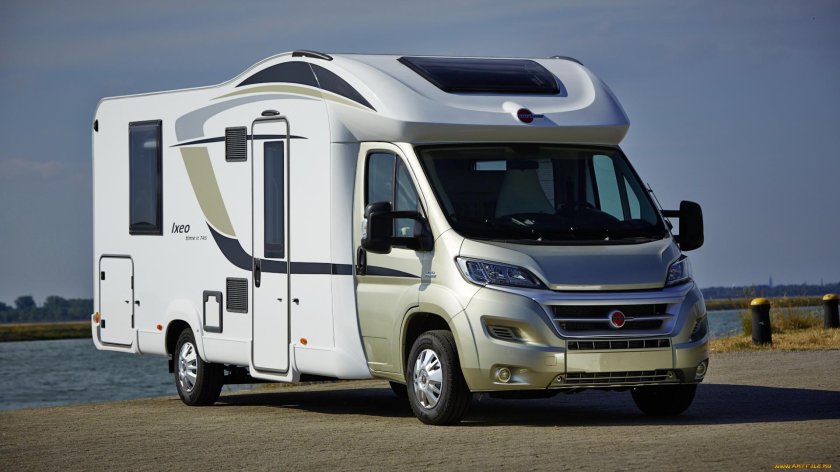 Автодом Бюрстнер