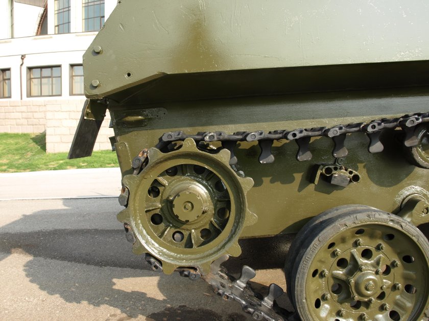 Гусеница БМД-2