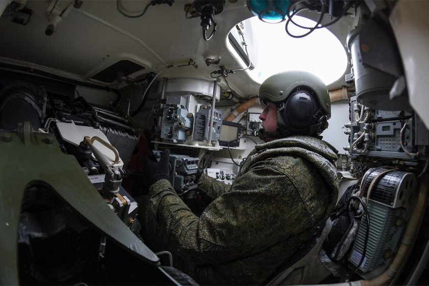 Экипаж БМД 4м