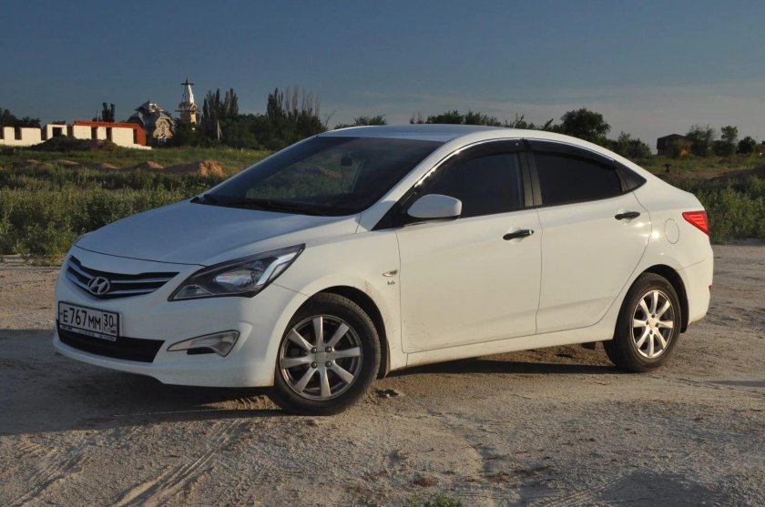 Солярис 2014 белый