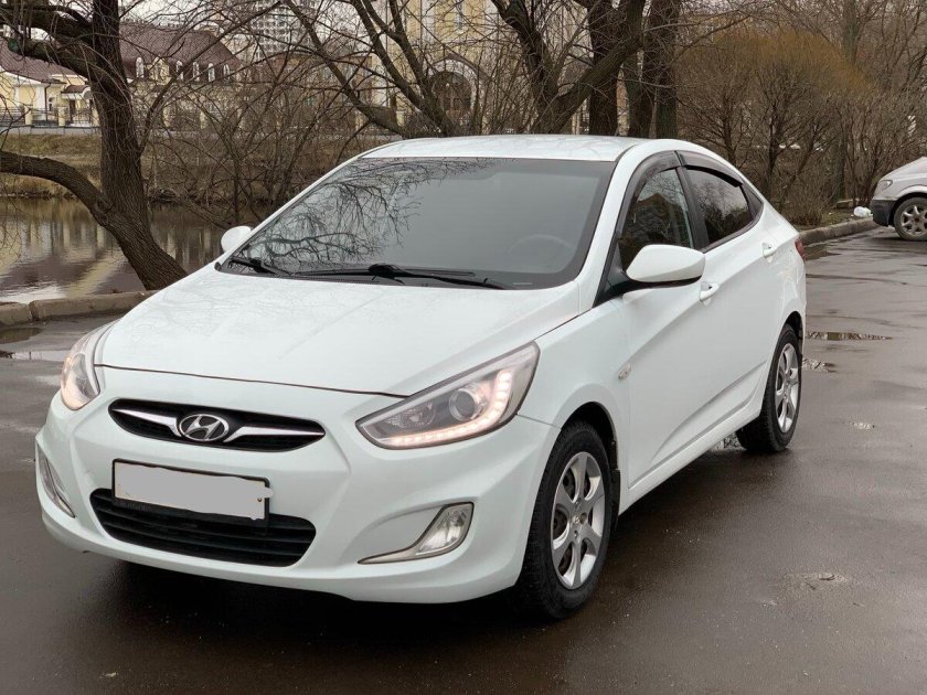 Hyundai Solaris 2013