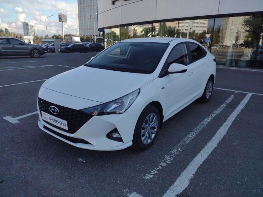 Hyundai Solaris 2021