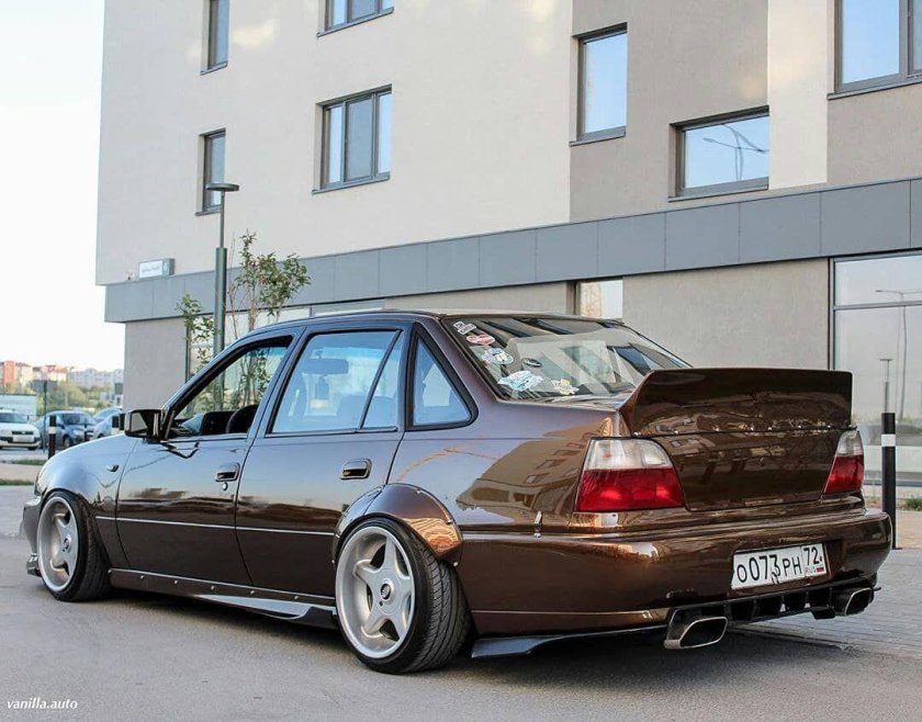 Daewoo Nexia стенс