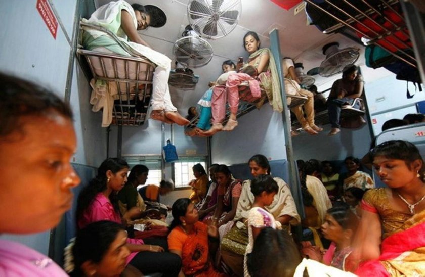 Вагон 2a в Индии