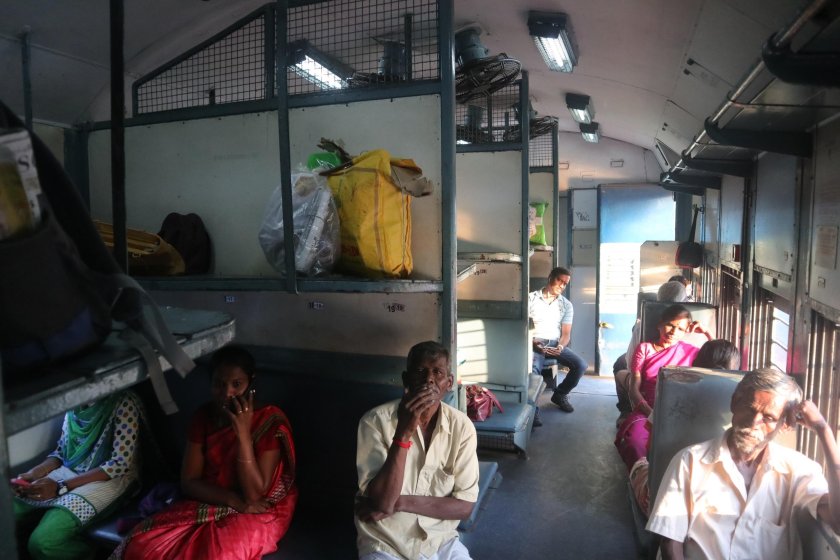 Поезда в индии плацкарт