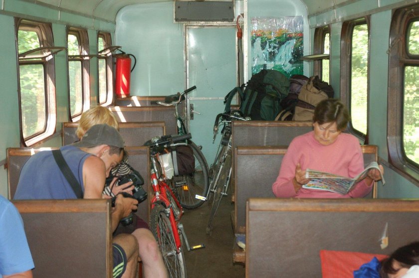 Общий вагон в поезде фото РЖД