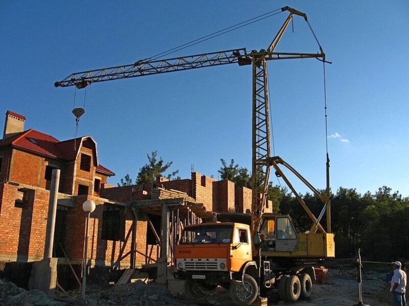 Кран строительный