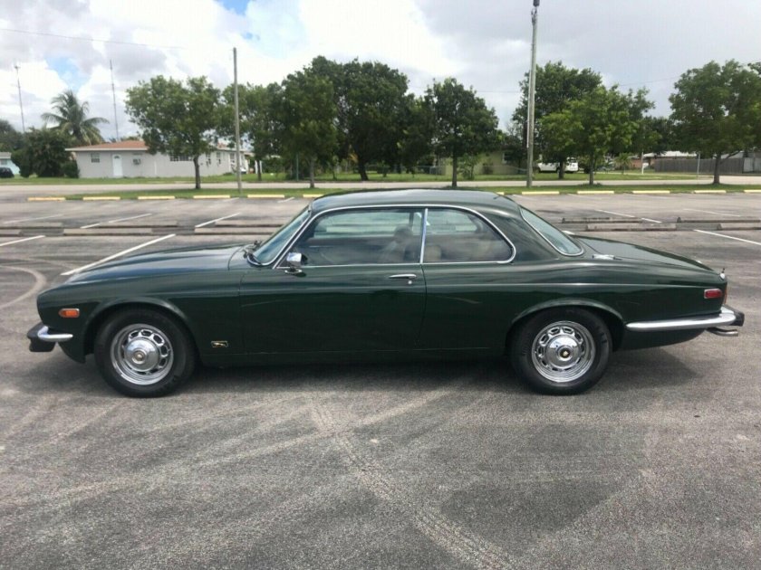 Jaguar xj6