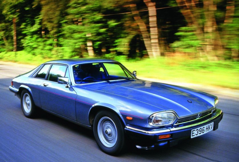 Jaguar XJS v12