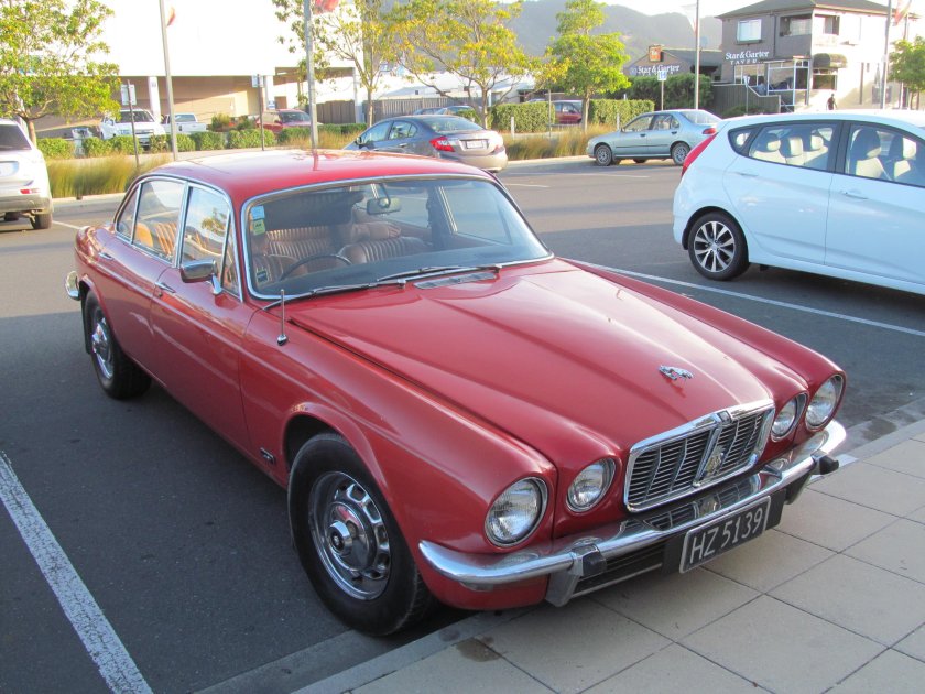 Jaguar XJ 1975