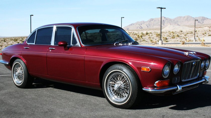 Jaguar xj6