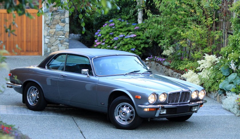 Jaguar xj6