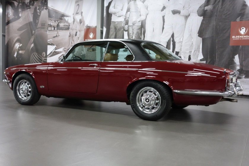 Jaguar xj12 Coupe
